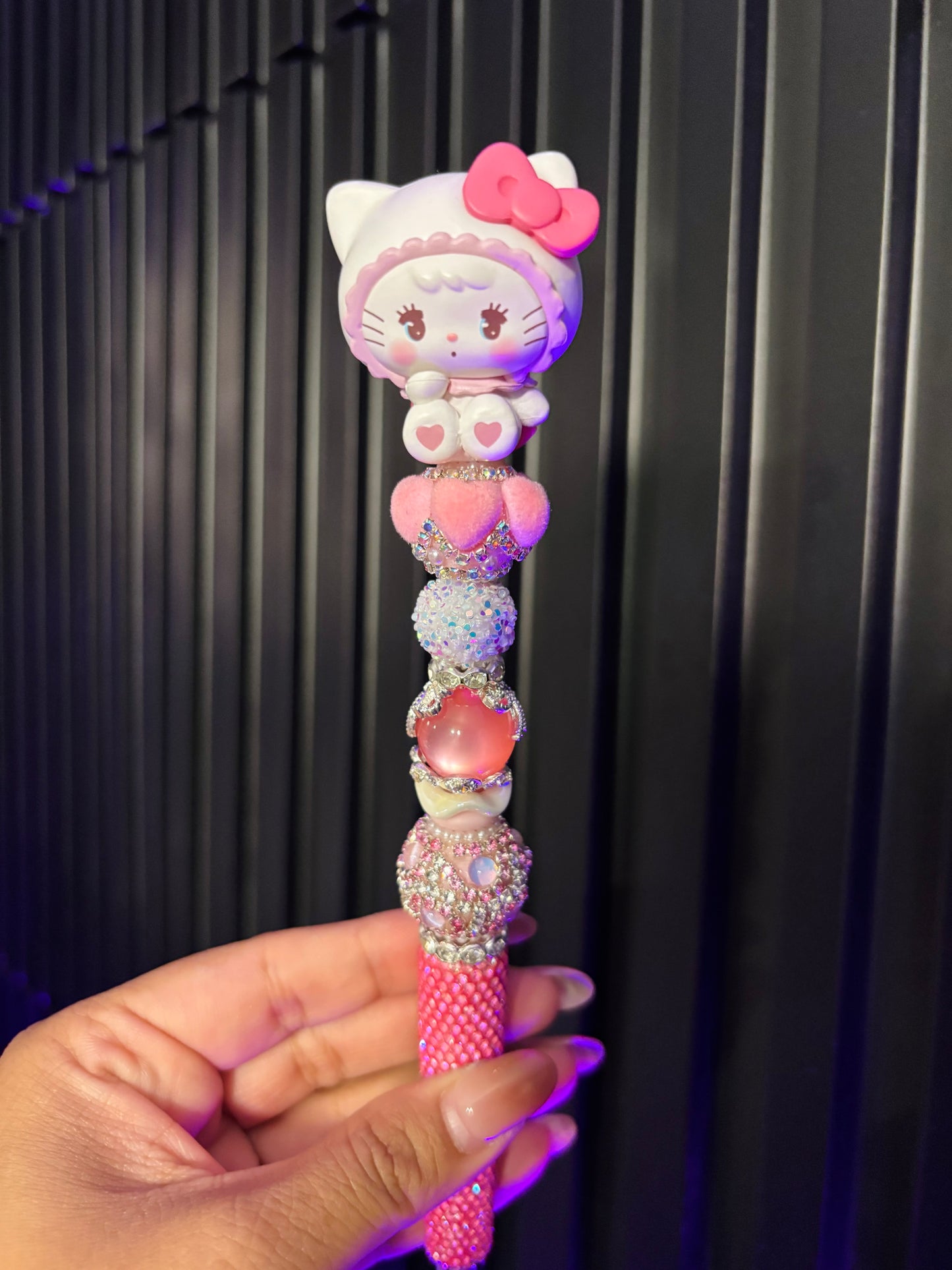 Mikko in HK Ears Pen